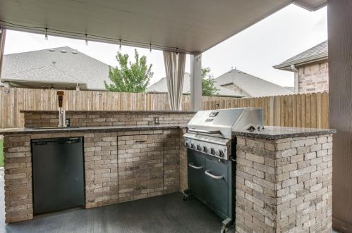 2429 Open Range Dr, Fort Worth TX  76177-2146 exterior
