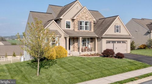 20 Summerlyn Dr, Ephrata, PA 17522-9258