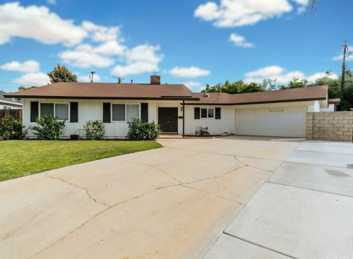 918 Banyan Dr, Redlands, CA 92373-6710