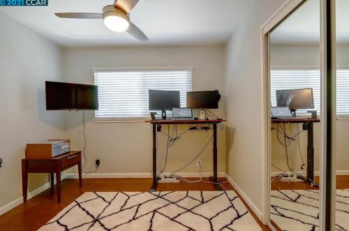 1307 Sunshine Dr, Concord CA  94520-4038 exterior