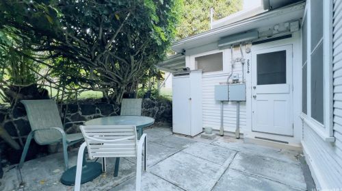 2508 Manoa Rd, Honolulu HI  96822-2120 exterior