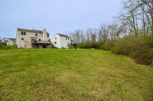 9458 Strawser St, Orient, OH 43146-9328