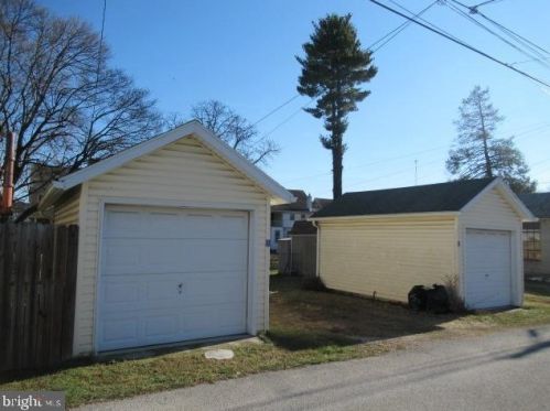 320 Middle St, Hanover PA 17331-3746 exterior