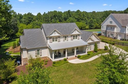 113 Trinity Hollow Dr, Holly Springs, GA 30115-7585