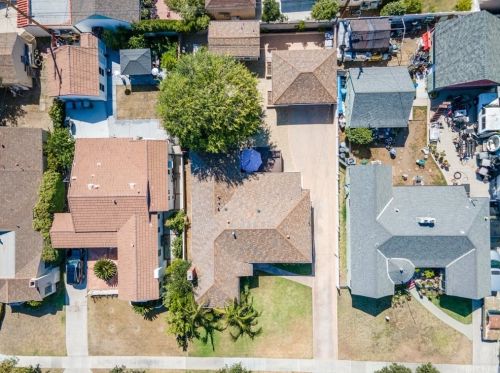 1411 Cleveland Rd, Glendale CA  91202-1414 exterior