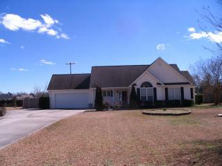 35 Indigo Ct, Hampstead, NC 28443-2493