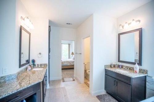 1726 Knob Hl Ct, Cedar Hill TX 75104-1501 exterior