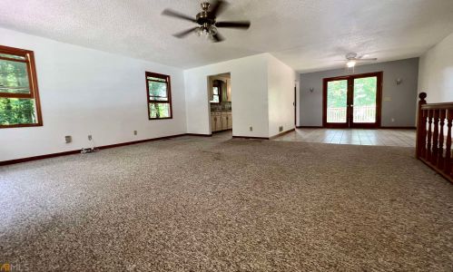 601 Hidden Valley Dr, Demorest, GA 30535-2026