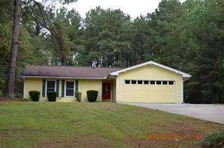 605 Creekside Dr, Gray, GA 31032-6209