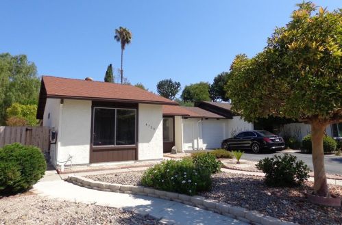 4720 Sunrise Rdg, Oceanside, CA 92056-3007