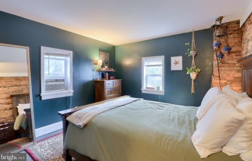 19 Howard Ave, Lancaster PA  17602-3603 exterior