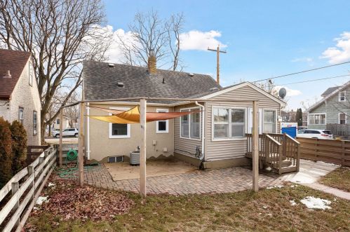 1349 6 St, Saint Paul MN  55106-4801 exterior