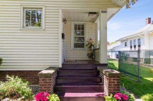 1035 Elm Ave, Kankakee, IL 60901-5431