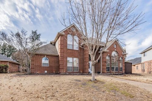 3717 Stonington Dr, Plano TX  75093-7744 exterior