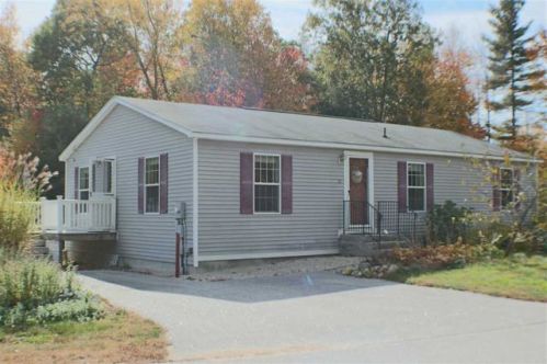 20 Pheasant Ln, Barrington, NH 03825-5105