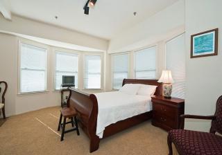 250 Taylor St, San Francisco CA  94102-2734 exterior