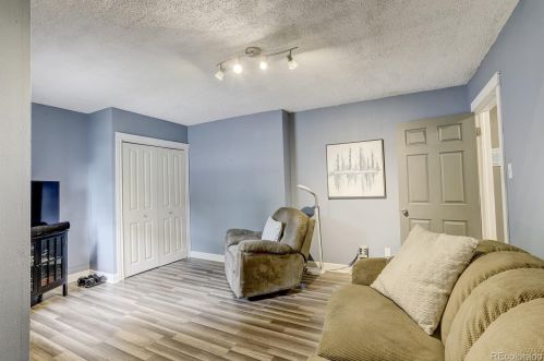 4301 Fox St, Englewood CO  80110-5616 exterior