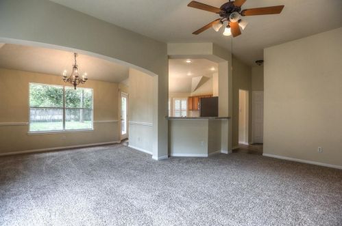 27 Steep Trail Pl, Conroe TX  77385-3666 exterior