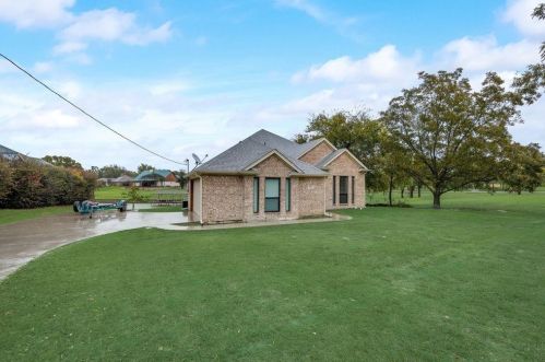 104 County Road 3187, Corsicana, TX 75109-0576