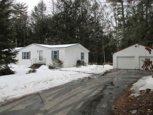 24 Emerson Dr, Hinsdale, NH 03451-2014