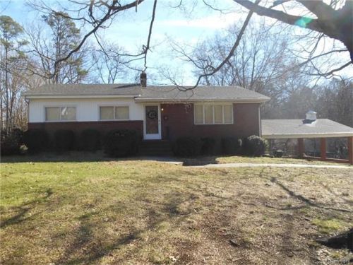 406 Forestdale Dr, Spencer, NC 28159-1729