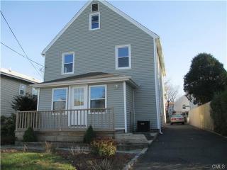 9 Girard St, Norwalk, CT 06850-2915