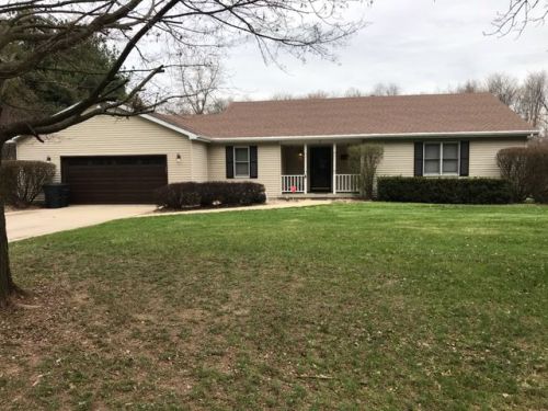 7 Rock Rd, Chatham, IL 62629-9771