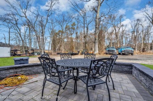 284 Friendship Rd, Wall Township NJ  07731-1970 exterior