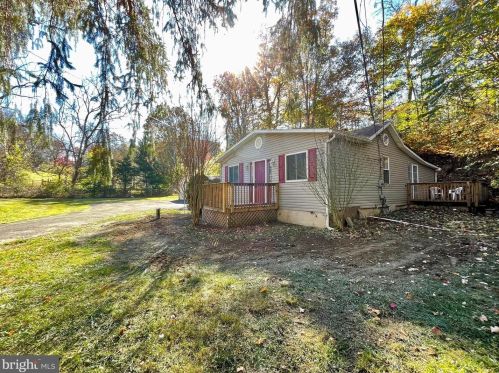 502 Greenway Dr, Berkeley Springs, WV 25411-3436