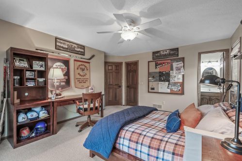 7677 128th St, Saint Paul MN  55124-9767 exterior