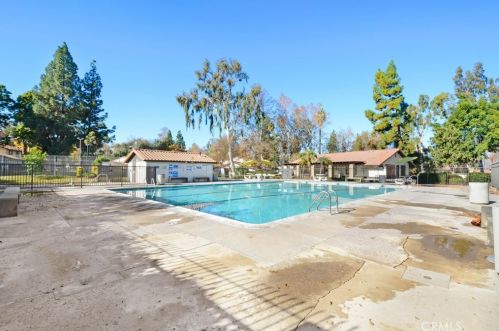 2730 Monroe St, Riverside CA  92504-4234 exterior