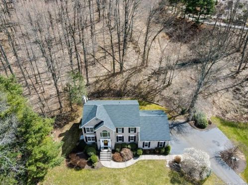 190 Copper Ridge Rd, Southington CT  06489-4645 exterior