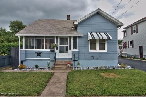 63 Breese St, Pittston, PA 18644-1601