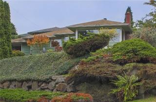 1902 Ferry Ave, Seattle, WA 98116-1720
