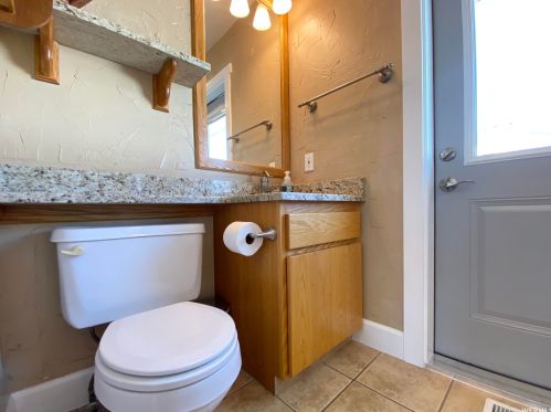 381 400, Smithfield UT 84335-1349 exterior