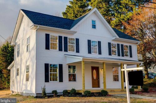 6736 Old Solomons Island Rd, Friendship, MD 20758-9704