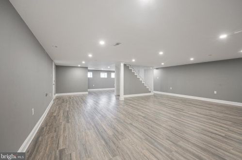502 Mount Laurel Rd, Mount Laurel NJ  08054-9523 exterior