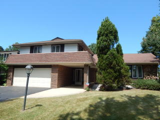 1120 Compton Pt, Addison IL  60101-2139 exterior