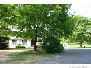 23 Schwartz Rd, Bozrah, CT 06334-1010