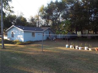302 Chicago St, Gravette, AR 72736-9148
