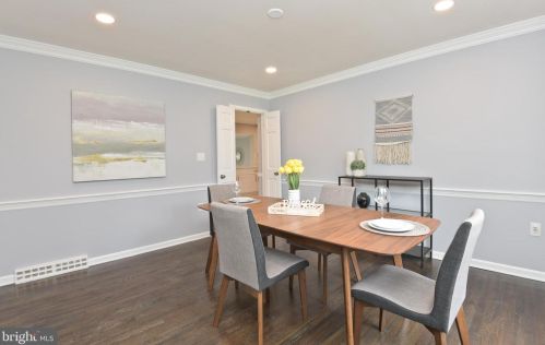 71 Carter Rd, Princeton NJ  08540-2107 exterior