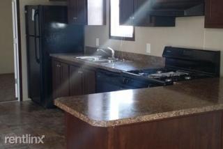 7287 Kickapoo Trl, Indianapolis IN  46219-7526 exterior