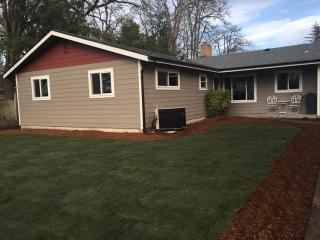 683 High St, Monmouth, OR 97361-1221