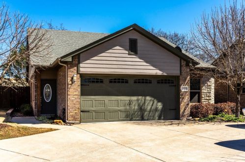 2222 Cobblestone Ct, Granbury, TX 76049-7601