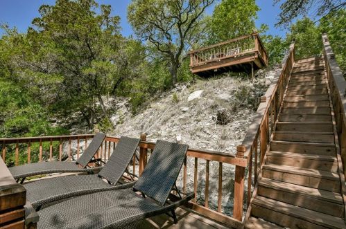 2019 Grn Wing, Granbury TX 76049-5560 exterior