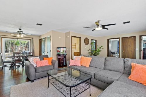 20 Kenneth Dr, Killingly, CT 06241-2034