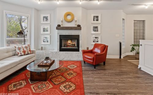 3034 Seminary Ave, Chicago, IL 60657-4336