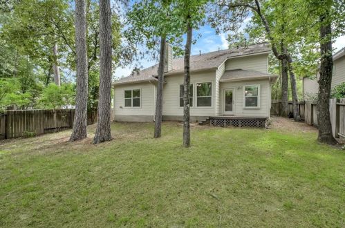 110 Rambling Ridge Pl, Conroe TX  77385-3555 exterior