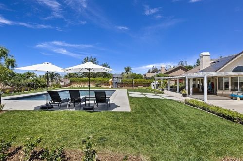 7539 Whitegate Ave, Riverside CA  92506-5455 exterior