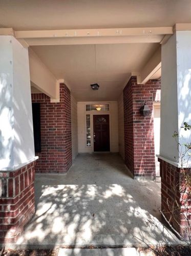 25826 Chapman Falls Dr, Richmond TX  77406-3973 exterior